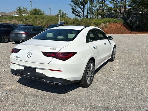 Used 2025 Mercedes-Benz CLA 250 image 7