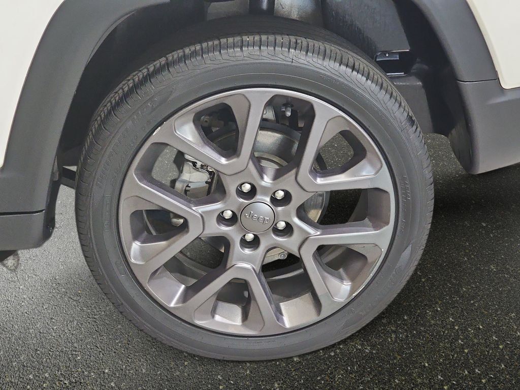 Used 2020 Jeep Compass High Altitude AWD/4WD image 35