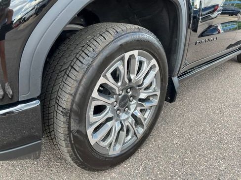 Used 2026 GMC Sierra 1500 Denali Ultimate AWD/4WD image 10