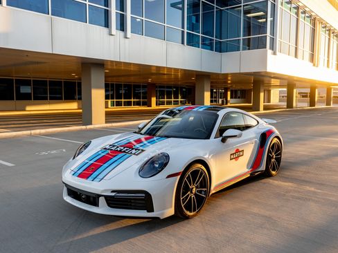 Used 2025 Porsche 911 Turbo S AWD/4WD image 24