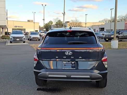 Used 2026 Hyundai Kona SEL Premium image 7