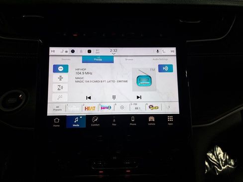 Certified 2024 Jeep Grand Cherokee Limited image 22