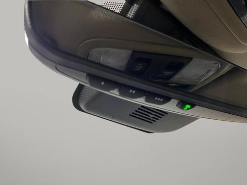 Used 2021 Honda Pilot Touring image 17