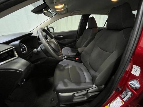 Used 2020 Toyota Corolla LE FWD image 9