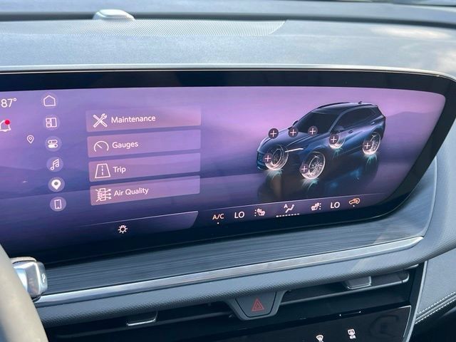Used 2026 Buick Envision Preferred AWD/4WD image 32