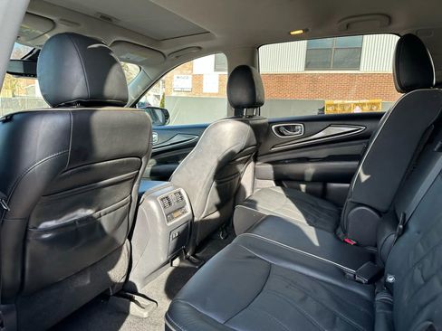 Used 2020 INFINITI QX60 Luxe w/ Essential Package image 9