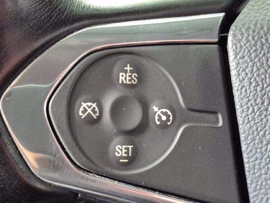 Used 2020 Chevrolet Traverse LT AWD/4WD image 12