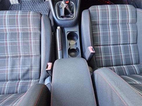 Used 2011 Volkswagen GTI 2-Door FWD image 28