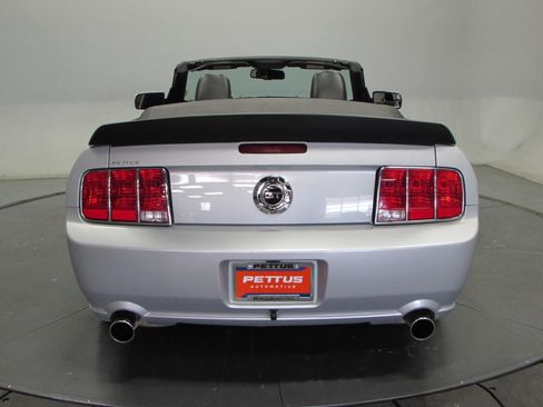 Used 2007 Ford Mustang GT RWD image 14