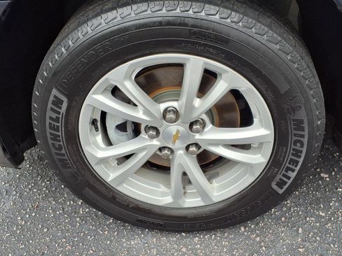 Used 2017 Chevrolet Equinox LT w/ LPO, Protection Package image 11