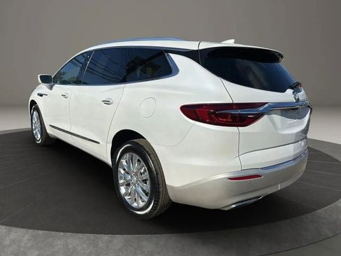 Used 2019 Buick Enclave Essence AWD/4WD image 7