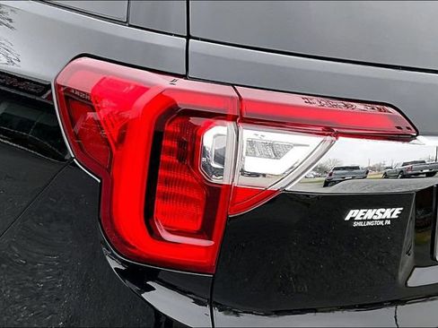 Certified 2023 GMC Acadia Denali w/ LPO, Floor Liner Package image 32