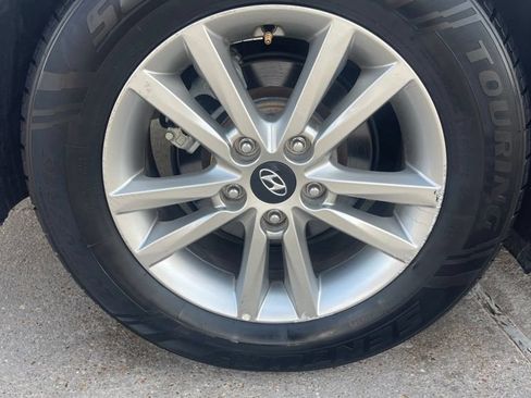 Used 2017 Hyundai Sonata SE FWD image 9