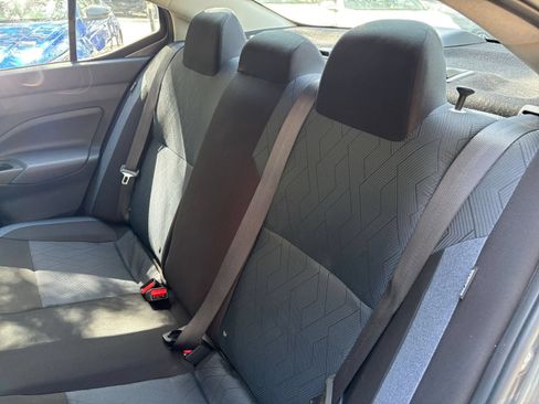 Used 2025 Nissan Versa SV FWD image 31