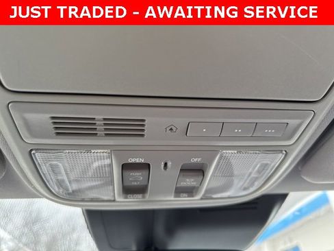 Used 2017 Honda CR-V EX-L image 18