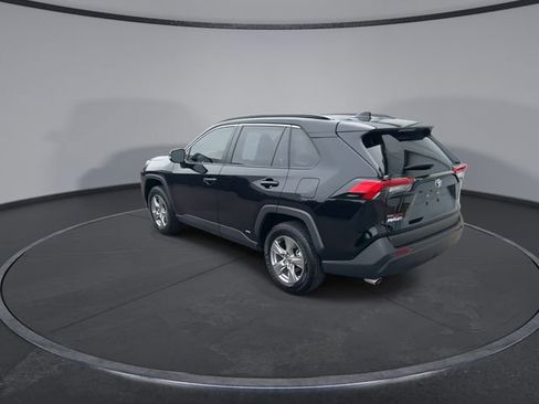 Used 2025 Toyota RAV4 XLE w/ Convenience Package image 12