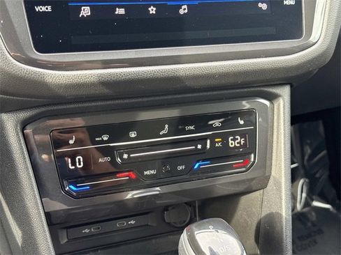 Certified 2023 Volkswagen Tiguan SE image 20