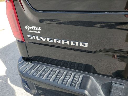 Used 2024 Chevrolet Silverado 1500 ZR2 w/ Technology Package image 41