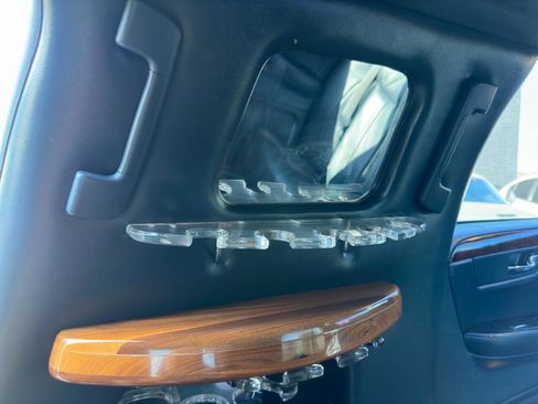 Used 2009 Cadillac DTS Limousine FWD image 19