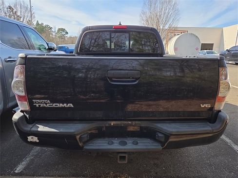 Used 2015 Toyota Tacoma Base image 4