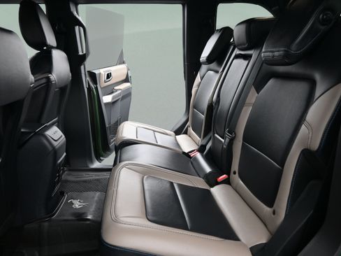 Used 2022 Ford Bronco Wildtrak AWD/4WD image 23