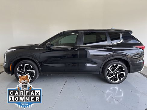 Used 2024 Mitsubishi Outlander SE image 6