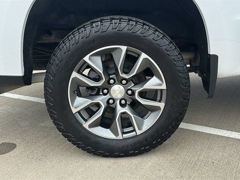 Used 2022 Chevrolet Silverado 1500 LT w/ Texas Edition Plus RWD image 17