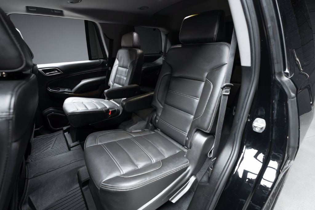 Used 2020 GMC Yukon Denali w/ Enhanced Security Package AWD/4WD image 40