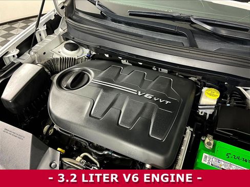 Used 2019 Jeep Cherokee Limited AWD/4WD image 30