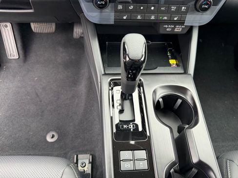 New 2026 Subaru Outback Limited image 16