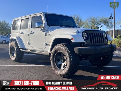 Used 2015 Jeep Wrangler Unlimited Sahara w/ Max Tow Package AWD/4WD image 3