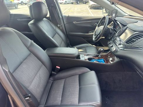 Used 2014 Chevrolet Impala LT FWD image 14