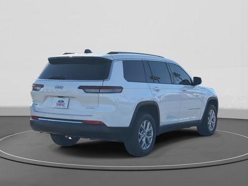 Used 2022 Jeep Grand Cherokee L Limited image 5