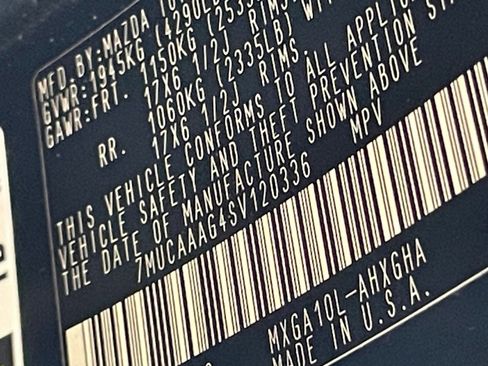 Used 2025 Toyota Corolla Cross LE image 28