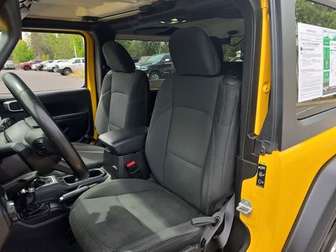 Used 2020 Jeep Wrangler Sport AWD/4WD image 11