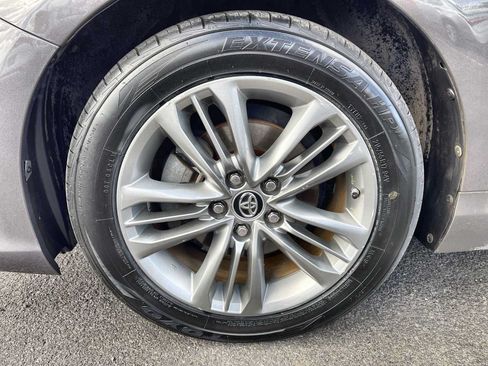 Used 2016 Toyota Camry SE FWD image 18