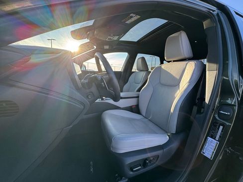 Certified 2025 Lexus RX 350 Premium Plus image 21