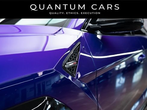 Used 2023 Lamborghini Urus Performante AWD/4WD image 21