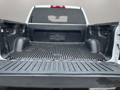 Used 2017 GMC Sierra 1500 SLE w/ SLE Value Package image 39