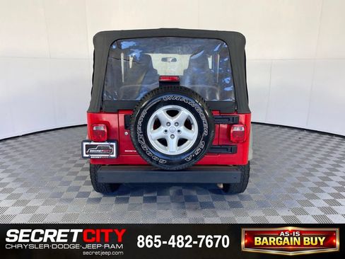 Used 2006 Jeep Wrangler X w/ Tire & Wheel Group (Ecco) AWD/4WD image 6
