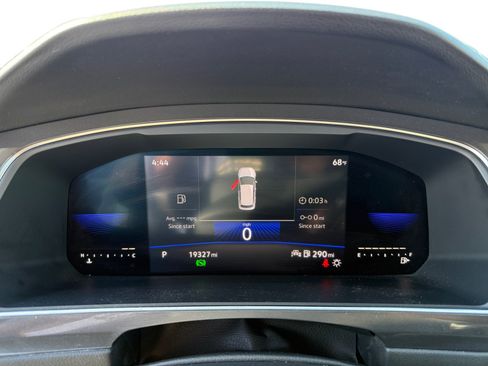 Certified 2022 Volkswagen Tiguan S FWD image 11