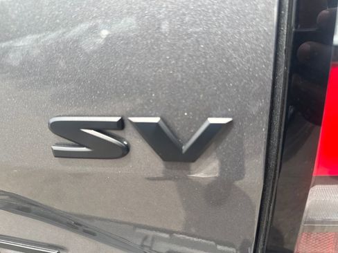 Used 2023 Nissan Frontier SV w/ Midnight Edition Package RWD image 44
