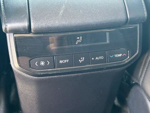 Certified 2026 Toyota Highlander XLE AWD/4WD image 27