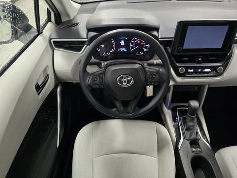 Certified 2024 Toyota Corolla Cross L image 21