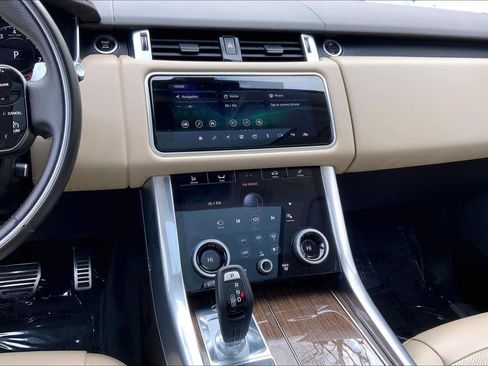 Used 2021 Land Rover Range Rover Sport HSE Silver Edition image 7
