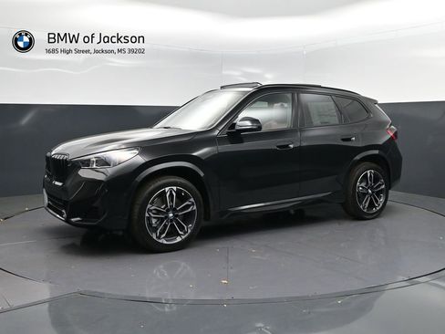 New 2026 BMW X1 xDrive28i w/ M Sport Package AWD/4WD image 3