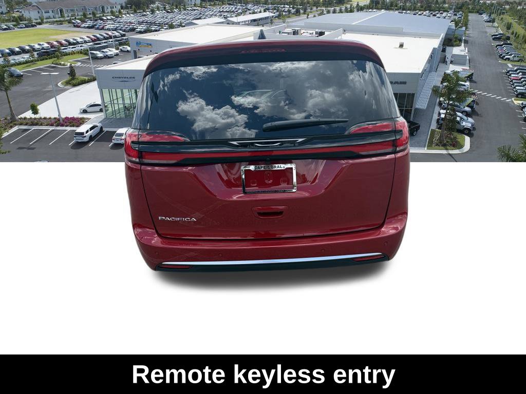 New 2027 Chrysler Pacifica Select w/ Family Tech Group FWD image 9