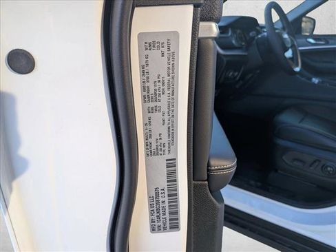 New 2025 Jeep Grand Cherokee L Limited w/ Black Appearance Package image 17