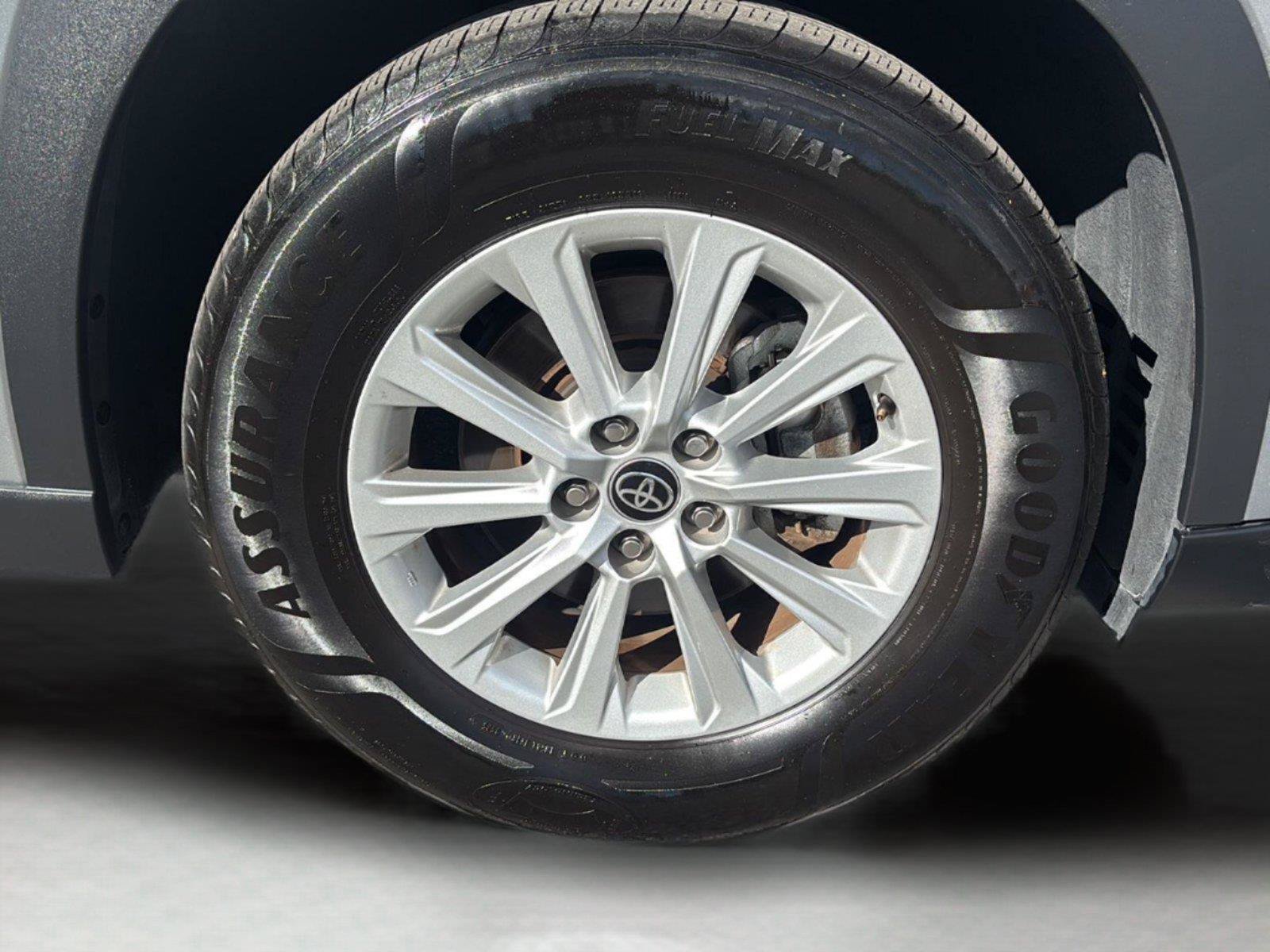 Used 2025 Toyota Grand Highlander AWD image 37