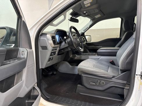 Used 2021 Ford F150 XLT w/ Equipment Group 302A High image 12